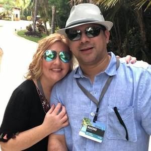 Meet your Posher, Maximo